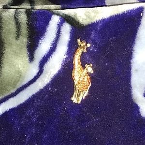 Giraffe Pendant/Broach
